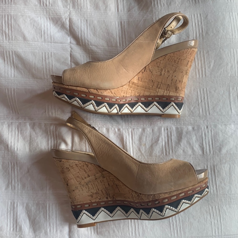 Size 7 wedges